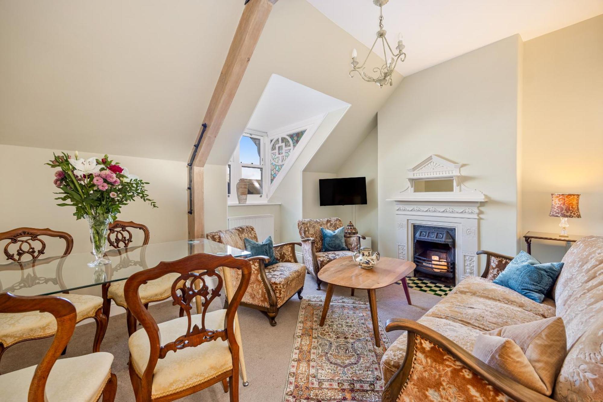 Meldon View - Period Apartment & Roof Terrace Chagford Room photo