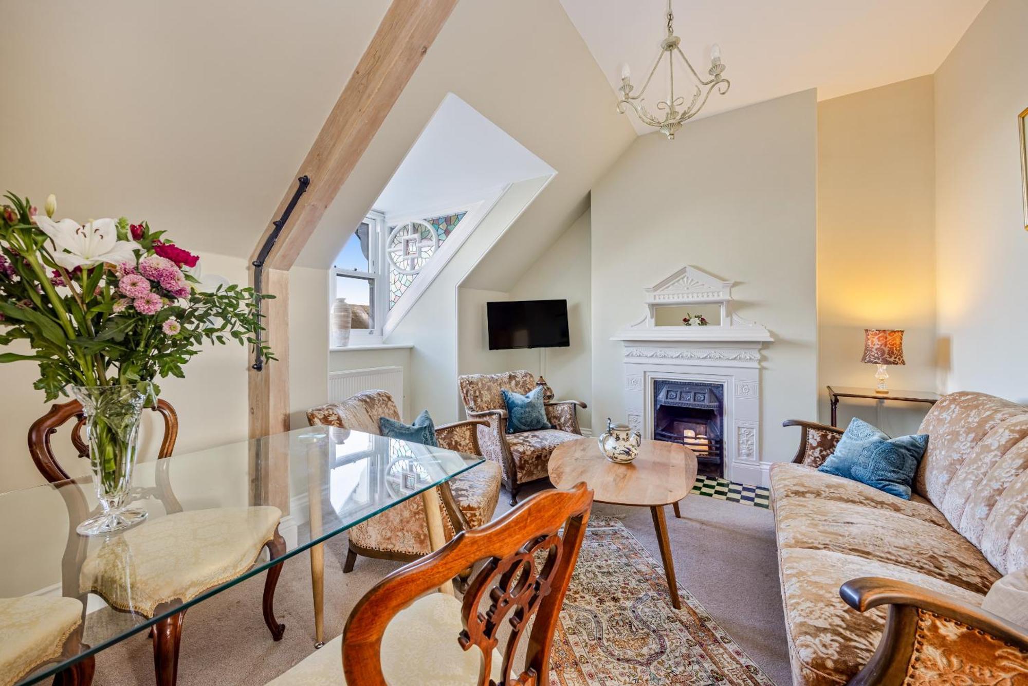 Meldon View - Period Apartment & Roof Terrace Chagford Room photo